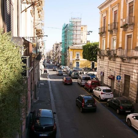 Suittom Apartment Catania Exterior foto