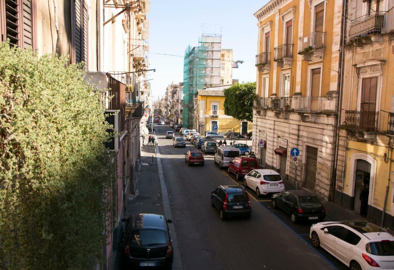 Suittom Apartment Catania Exterior foto
